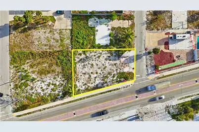 101 Hibiscus Dr, Fort Myers Beach, FL 33931 - Photo 4