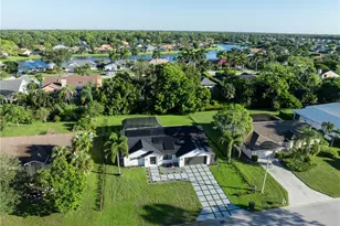 5105 Berkeley Dr, Naples, FL 34112 - Photo 6