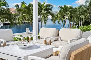 3737 Crayton Rd, Naples, FL 34103 - Photo 30