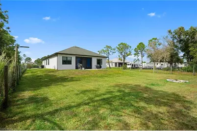 5270 42nd St NE, Naples, FL 34120 - Photo 38