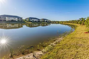 28081 Foxrock Ct, Bonita Springs, FL 34135 - Photo 20