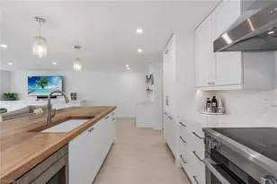 2850 Gulf Shore Blvd N, Naples, FL 34103 - Photo 6