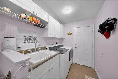 3922 NE 23rd Pl, Cape Coral, FL 33909 - Photo 24