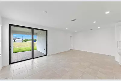 1002 Caloosa Breeze Dr, Labelle, FL 33935 - Photo 10