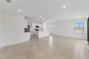 1002 Caloosa Breeze Dr, Labelle, FL 33935 - Photo 8