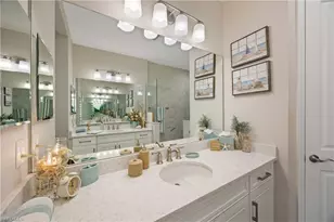 2322 Marquesa Cir, Naples, FL 34112 - Photo 18