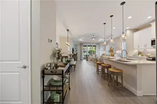 2322 Marquesa Cir, Naples, FL 34112 - Photo 4