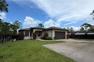 2725 56th Ave NE, Naples, FL 34120 - Photo 4