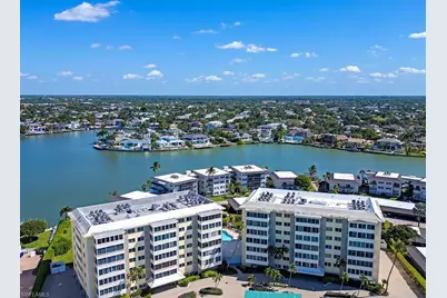 3410 Gulf Shore Blvd N #202, Naples, FL 34103 - Photo 14