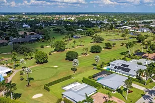 595 Wedge Dr, Naples, FL 34103 - Photo 2