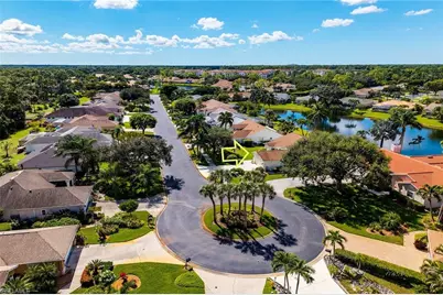 443 Dundee Ct, Naples, FL 34104 - Photo 10