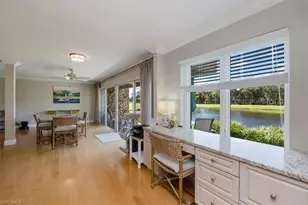 102 Clubhouse Dr, Naples, FL 34105 - Photo 8