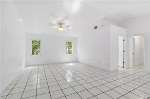 391 8th St SE, Naples, FL 34117 - Photo 10