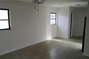 589 106th Ave N, Naples, FL 34108 - Photo 4