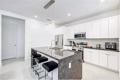 502 SW 25th Pl, Cape Coral, FL 33991 - Photo 24