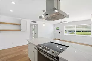 1205 Hilltop Dr, Naples, FL 34103 - Photo 16