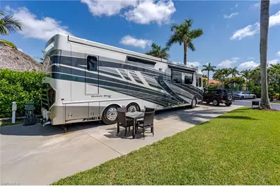 13371 Snook Cir, Naples, FL 34114 - Photo 4