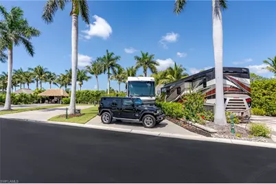 13371 Snook Cir, Naples, FL 34114 - Photo 2