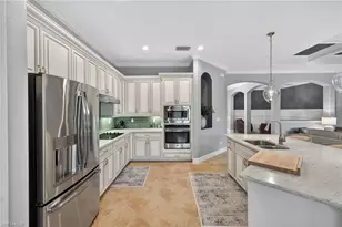 9352 Vercelli Ct, Naples, FL 34113 - Photo 14