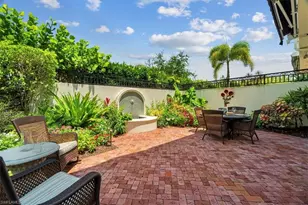215 5th St S, Naples, FL 34102 - Photo 40