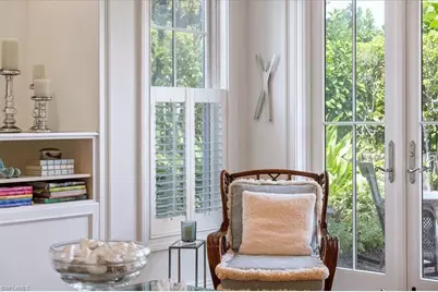 215 5th St S, Naples, FL 34102 - Photo 18