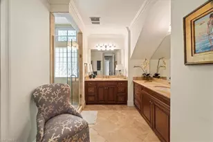 215 5th St S, Naples, FL 34102 - Photo 36