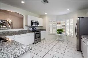 100 Diamond Cir, Naples, FL 34110 - Photo 6