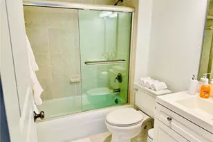 2750 Gulf Shore Blvd N, Naples, FL 34103 - Photo 14