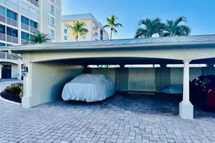 2750 Gulf Shore Blvd N, Naples, FL 34103 - Photo 20