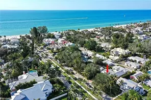 165 Broad Ave S, Naples, FL 34102 - Photo 2