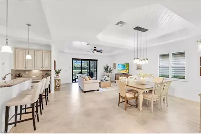 2834 Aviamar Cir, Naples, FL 34114 - Photo 4