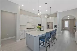 9815 Everglades Dr, Naples, FL 34120 - Photo 10