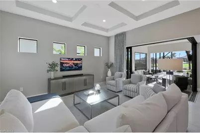 9815 Everglades Dr, Naples, FL 34120 - Photo 6