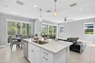 2554 Seychelles Dr, Naples, FL 34112 - Photo 14