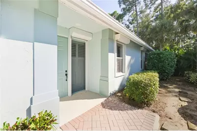 694 Catamaran Ct, Naples, FL 34110 - Photo 2