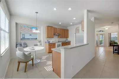 6086 Highwood Park Ln, Naples, FL 34110 - Photo 6