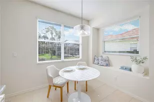 6086 Highwood Park Ln, Naples, FL 34110 - Photo 10