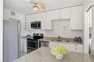 788 Park Shore Dr, Naples, FL 34103 - Photo 10