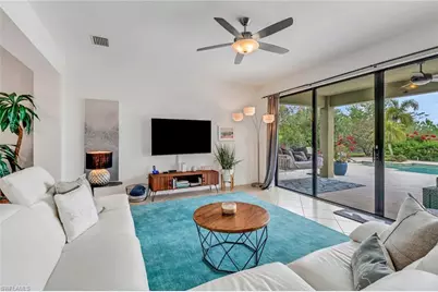 3295 Tahoe Ct, Naples, FL 34119 - Photo 6