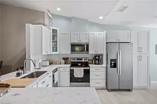 17611 Marco Island Ln, Fort Myers, FL 33908 - Photo 4