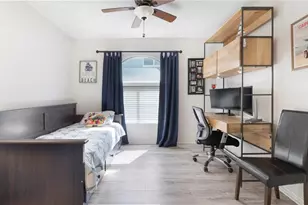 905 New Waterford Dr, Naples, FL 34104 - Photo 18