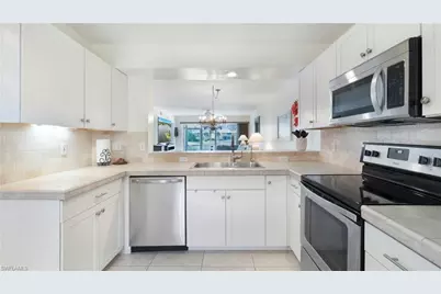 905 New Waterford Dr #101, Naples, FL 34104 - Photo 4