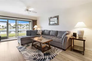 905 New Waterford Dr, Naples, FL 34104 - Photo 8