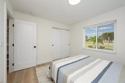 3560 Corana Way, Naples, FL 34105 - Photo 16