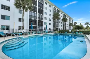 37 High Point Cir E, Naples, FL 34103 - Photo 22