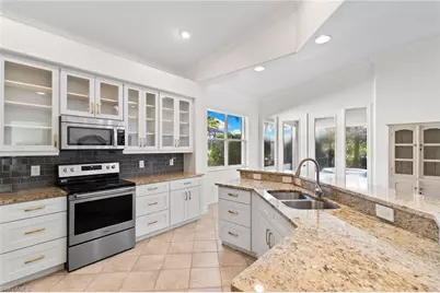 12512 Wildcat Cove Cir, Estero, FL 33928 - Photo 10