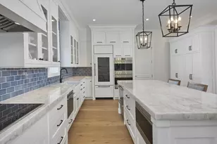 570 2nd Ave N, Naples, FL 34102 - Photo 10