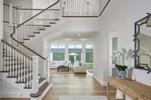 570 2nd Ave N, Naples, FL 34102 - Photo 2