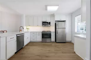 7767 Jewel Ln, Naples, FL 34109 - Photo 4