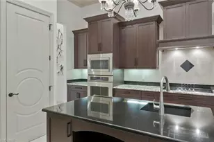 5869 Hammock Isles Cir, Naples, FL 34119 - Photo 12